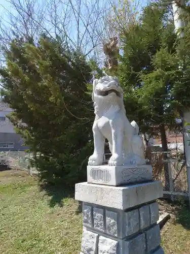 潮見ヶ岡神社の狛犬