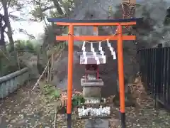 雷神社の末社