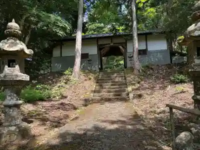 楯縫神社の山門・神門