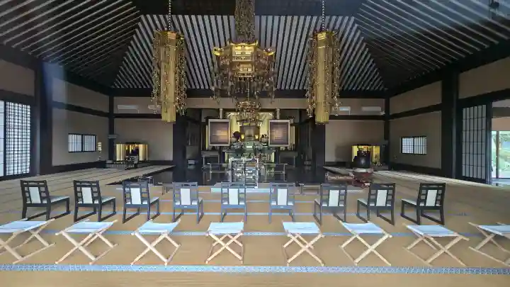 満願寺の{uncategorized: "未分類", other: "その他", undefined: "問題あり", building: "その他建物", grave: "お墓", sacred_gate: "鳥居", guardian: "狛犬", statue: "像", buddha: "仏像", history: "歴史", nature: "自然", garden: "庭園", animal: "動物", pagoda: "塔", temizu: "手水舎", mountain_gate: "山門・神門", sanctuary: "本殿・本堂", subordinate: "末社・摂社", art: "芸術", scenery: "景色", jizo: "地蔵", ema: "絵馬", goshuin: "御朱印", omikuji: "おみくじ", items: "授与品その他", amulet: "お守り", goshuincho: "御朱印帳", eats: "食事", festival: "お祭り", votive_dance: "神楽", shichigosan: "七五三参", wedding: "結婚式", experience: "体験その他", initially: "初詣", around: "周辺", anti_infection: "感染症対策"}