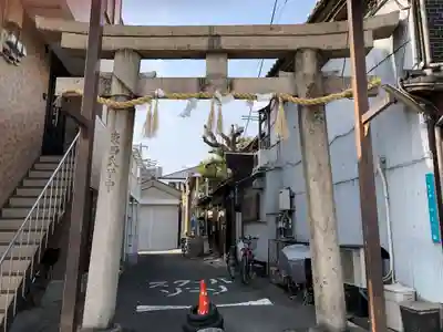 比賣許曾神社の鳥居