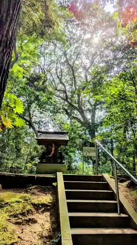 七百餘所神社 の末社・摂社
