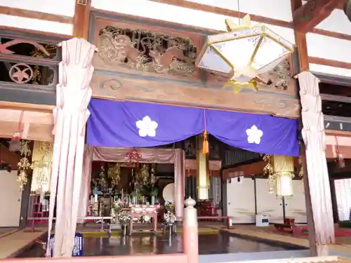 妙見寺の本殿・本堂