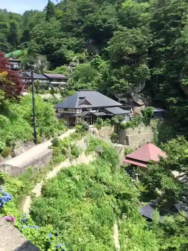 宝珠山 立石寺の景色