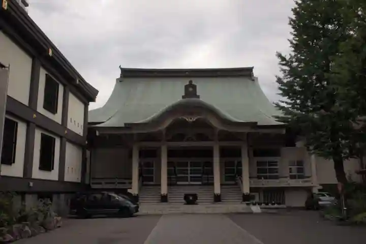 中央寺の本殿・本堂