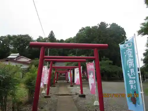 三光稲荷神社の鳥居