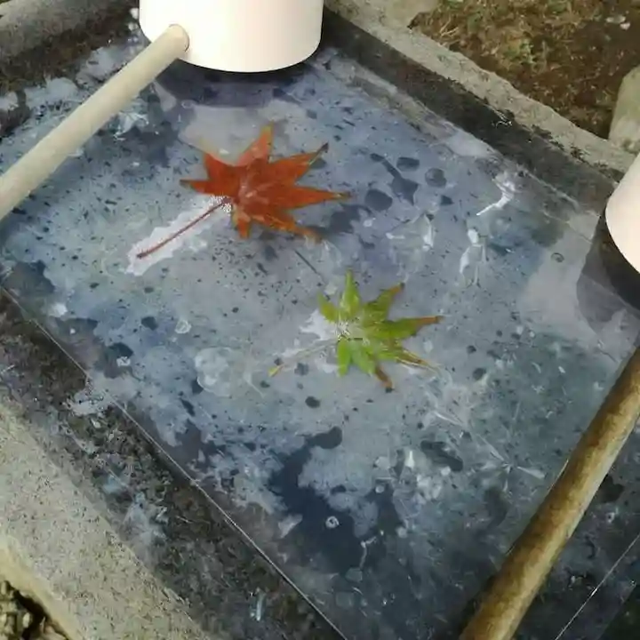 伏木香取神社の手水舎