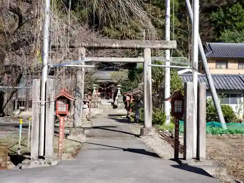 宇都宮神社（白岩町）の鳥居