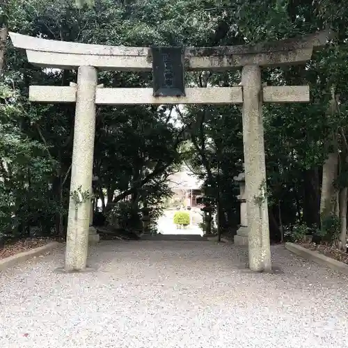 土呂八幡宮の鳥居