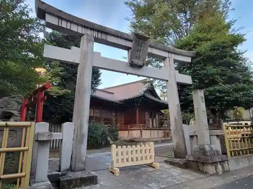 鎧神社の鳥居