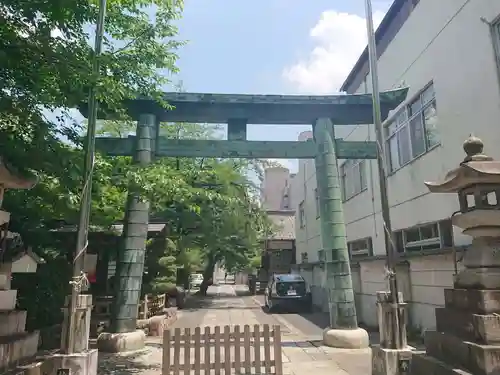 名古屋東照宮の鳥居