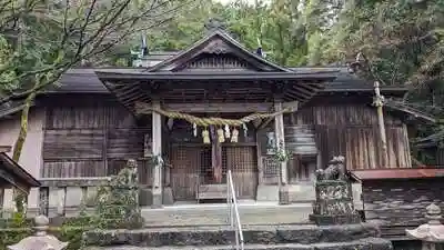 横倉神社の本殿