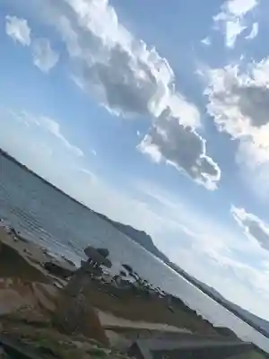 ポンポン山の祠の景色