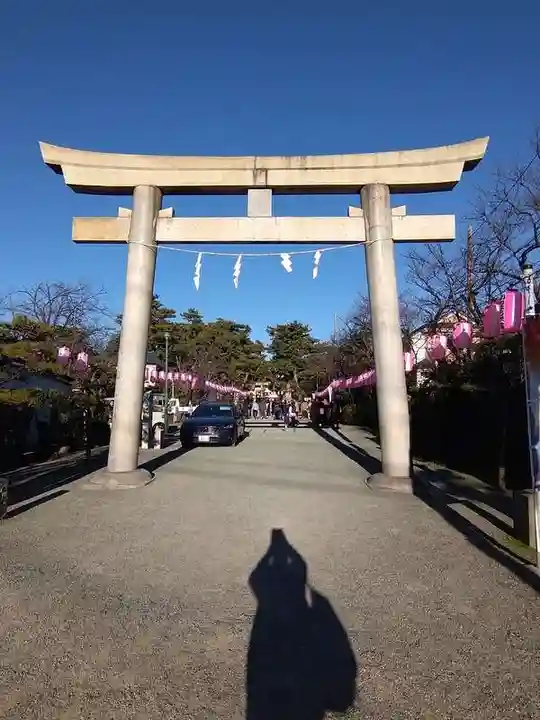 片瀬諏訪神社の鳥居