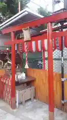 商和稲荷神社の鳥居