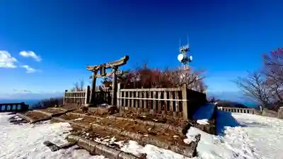 彌彦神社奥宮（御神廟）(新潟県)