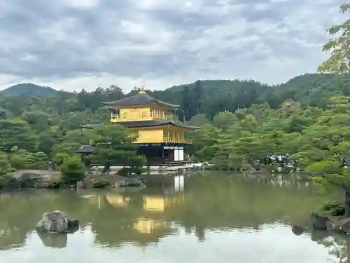 鹿苑寺（金閣寺）の{uncategorized: "未分類", other: "その他", undefined: "問題あり", building: "その他建物", grave: "お墓", sacred_gate: "鳥居", guardian: "狛犬", statue: "像", buddha: "仏像", history: "歴史", nature: "自然", garden: "庭園", animal: "動物", pagoda: "塔", temizu: "手水舎", mountain_gate: "山門・神門", sanctuary: "本殿・本堂", subordinate: "末社・摂社", art: "芸術", scenery: "景色", jizo: "地蔵", ema: "絵馬", goshuin: "御朱印", omikuji: "おみくじ", items: "授与品その他", amulet: "お守り", goshuincho: "御朱印帳", eats: "食事", festival: "お祭り", votive_dance: "神楽", shichigosan: "七五三参", wedding: "結婚式", experience: "体験その他", initially: "初詣", around: "周辺", anti_infection: "感染症対策"}