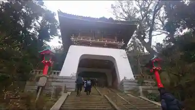 江島神社の山門・神門