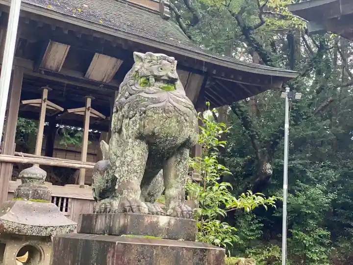 草薙神社の狛犬