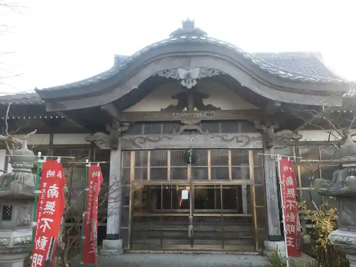 玉藏寺の本殿・本堂