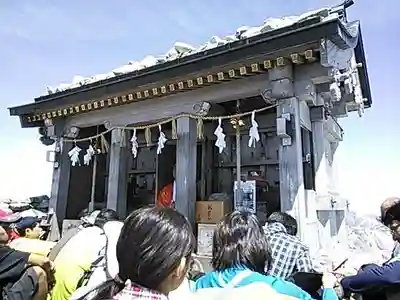 雄山神社峰本社の本殿・本堂