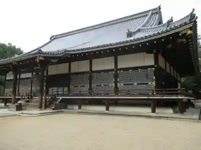 仁和寺の本殿・本堂