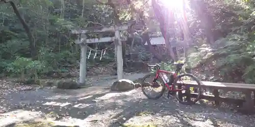 山の神社(神奈川県)