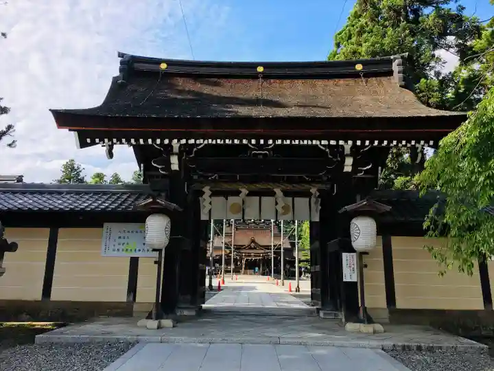 多賀大社の山門・神門