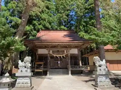 岩手山神社の本殿・本堂
