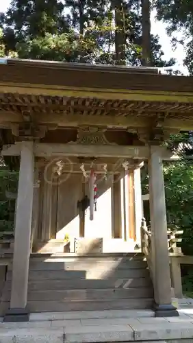 出羽神社(出羽三山神社)～三神合祭殿～の末社