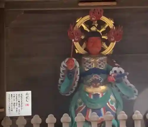 布施弁天 東海寺の仏像