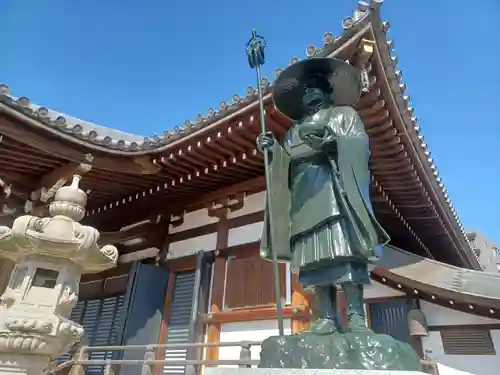 満願寺の像