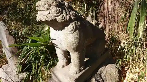 頼政神社の狛犬