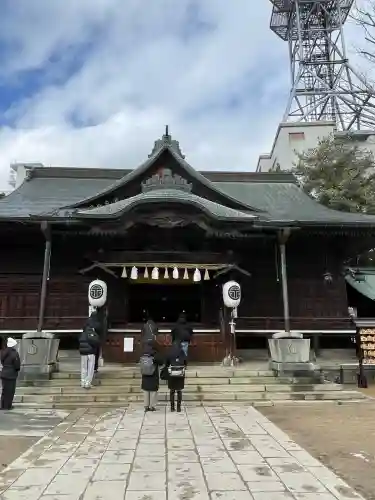 四柱神社の{uncategorized: "未分類", other: "その他", undefined: "問題あり", building: "その他建物", grave: "お墓", sacred_gate: "鳥居", guardian: "狛犬", statue: "像", buddha: "仏像", history: "歴史", nature: "自然", garden: "庭園", animal: "動物", pagoda: "塔", temizu: "手水舎", mountain_gate: "山門・神門", sanctuary: "本殿・本堂", subordinate: "末社・摂社", art: "芸術", scenery: "景色", jizo: "地蔵", ema: "絵馬", goshuin: "御朱印", omikuji: "おみくじ", items: "授与品その他", amulet: "お守り", goshuincho: "御朱印帳", eats: "食事", festival: "お祭り", votive_dance: "神楽", shichigosan: "七五三参", wedding: "結婚式", experience: "体験その他", initially: "初詣", around: "周辺", anti_infection: "感染症対策"}