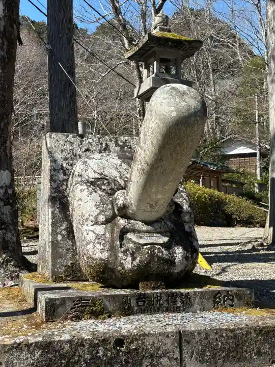 古峯神社の{uncategorized: "未分類", other: "その他", undefined: "問題あり", building: "その他建物", grave: "お墓", sacred_gate: "鳥居", guardian: "狛犬", statue: "像", buddha: "仏像", history: "歴史", nature: "自然", garden: "庭園", animal: "動物", pagoda: "塔", temizu: "手水舎", mountain_gate: "山門・神門", sanctuary: "本殿・本堂", subordinate: "末社・摂社", art: "芸術", scenery: "景色", jizo: "地蔵", ema: "絵馬", goshuin: "御朱印", omikuji: "おみくじ", items: "授与品その他", amulet: "お守り", goshuincho: "御朱印帳", eats: "食事", festival: "お祭り", votive_dance: "神楽", shichigosan: "七五三参", wedding: "結婚式", experience: "体験その他", initially: "初詣", around: "周辺", anti_infection: "感染症対策"}