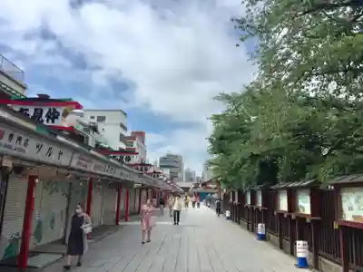 浅草寺の周辺