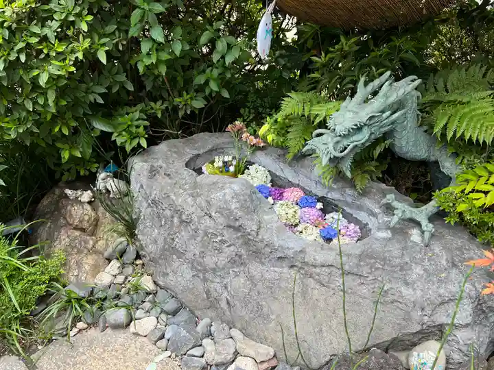 三輪神社の手水舎