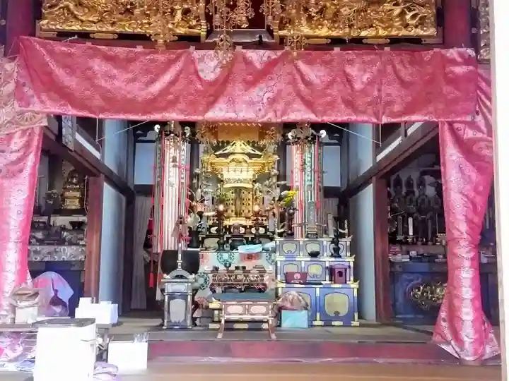 観音寺の本殿・本堂