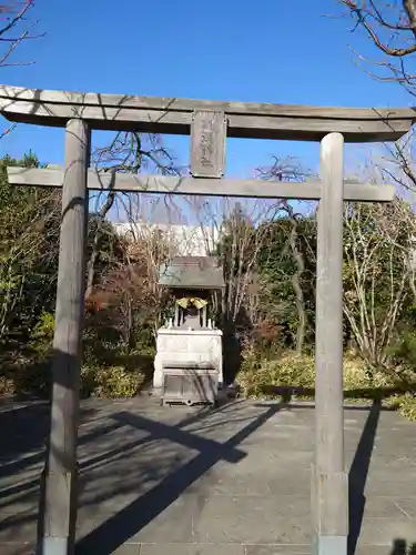 鉄道神社の本殿