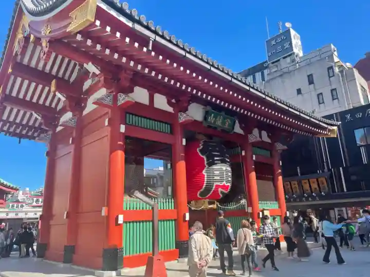 浅草寺の山門・神門