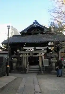 被官稲荷神社の本殿・本堂