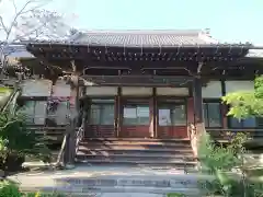 西運寺の本殿