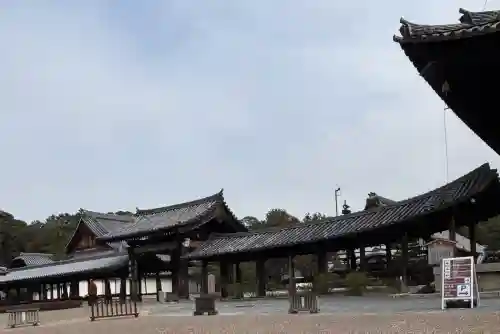 東福禅寺（東福寺）の{uncategorized: "未分類", other: "その他", undefined: "問題あり", building: "その他建物", grave: "お墓", sacred_gate: "鳥居", guardian: "狛犬", statue: "像", buddha: "仏像", history: "歴史", nature: "自然", garden: "庭園", animal: "動物", pagoda: "塔", temizu: "手水舎", mountain_gate: "山門・神門", sanctuary: "本殿・本堂", subordinate: "末社・摂社", art: "芸術", scenery: "景色", jizo: "地蔵", ema: "絵馬", goshuin: "御朱印", omikuji: "おみくじ", items: "授与品その他", amulet: "お守り", goshuincho: "御朱印帳", eats: "食事", festival: "お祭り", votive_dance: "神楽", shichigosan: "七五三参", wedding: "結婚式", experience: "体験その他", initially: "初詣", around: "周辺", anti_infection: "感染症対策"}