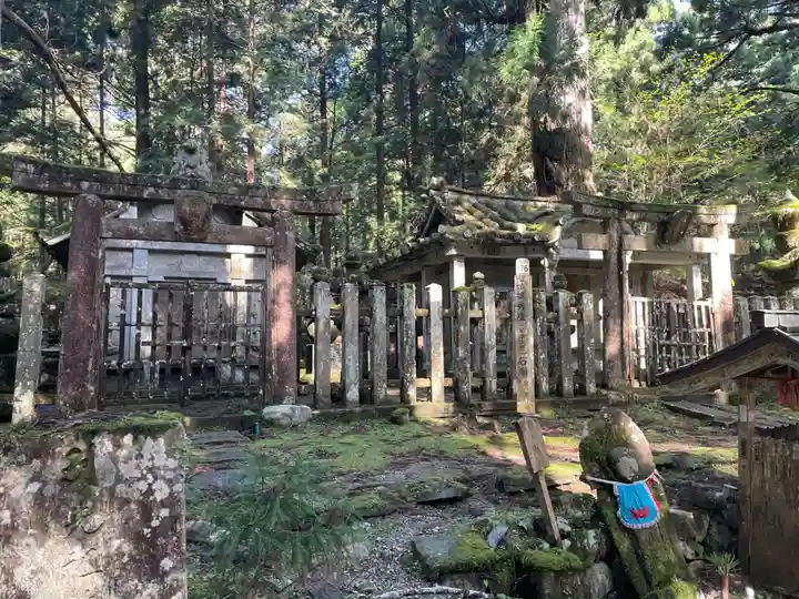 高野山金剛峯寺奥の院(和歌山県)