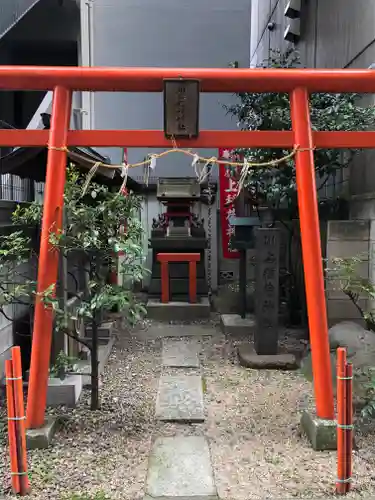 川上稲荷神社の鳥居
