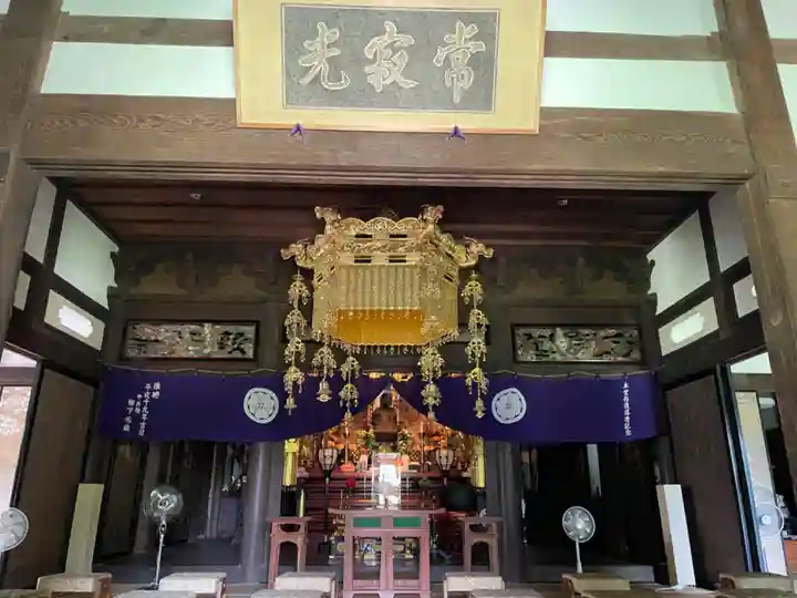 横浜 西方寺の本殿・本堂