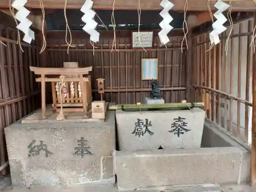 御幸森天神宮の{uncategorized: "未分類", other: "その他", undefined: "問題あり", building: "その他建物", grave: "お墓", sacred_gate: "鳥居", guardian: "狛犬", statue: "像", buddha: "仏像", history: "歴史", nature: "自然", garden: "庭園", animal: "動物", pagoda: "塔", temizu: "手水舎", mountain_gate: "山門・神門", sanctuary: "本殿・本堂", subordinate: "末社・摂社", art: "芸術", scenery: "景色", jizo: "地蔵", ema: "絵馬", goshuin: "御朱印", omikuji: "おみくじ", items: "授与品その他", amulet: "お守り", goshuincho: "御朱印帳", eats: "食事", festival: "お祭り", votive_dance: "神楽", shichigosan: "七五三参", wedding: "結婚式", experience: "体験その他", initially: "初詣", around: "周辺", anti_infection: "感染症対策"}