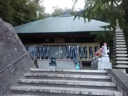 観音寺の本殿・本堂