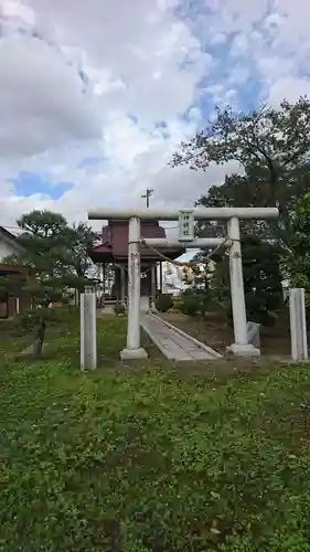 神明社の鳥居