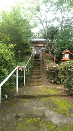 宇部観音千仏寺の山門